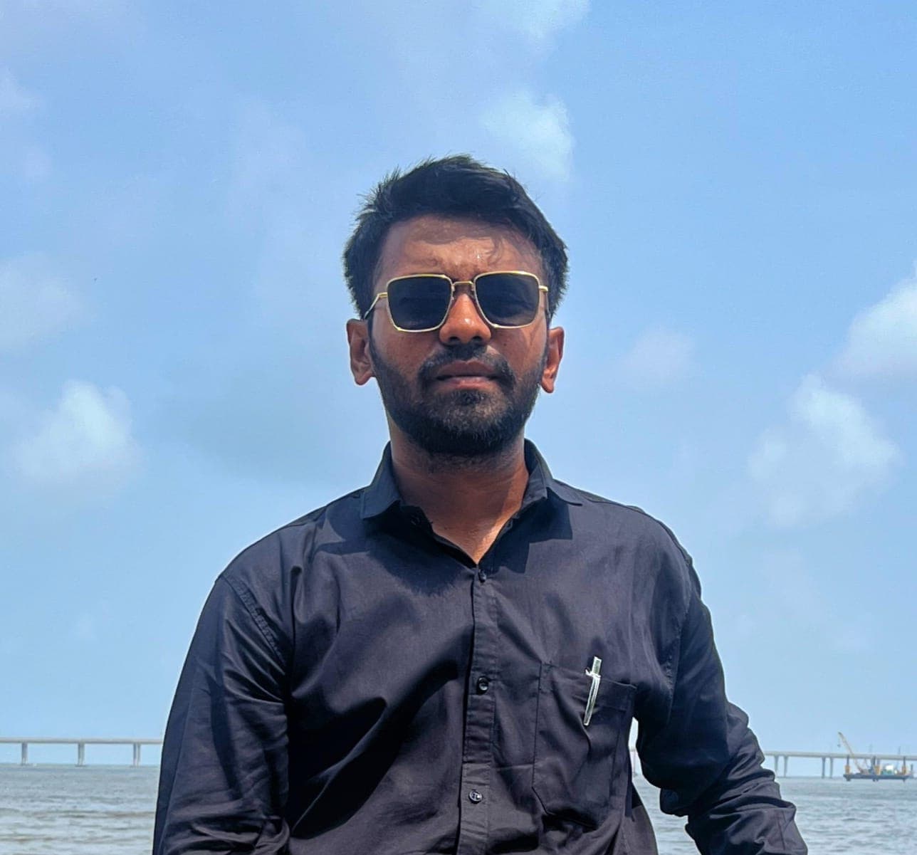 Akshay's headshot